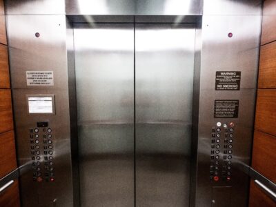 نصب تگ آسانسور